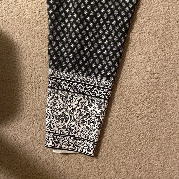 Open legged hobo pants - Picture 3 of 4